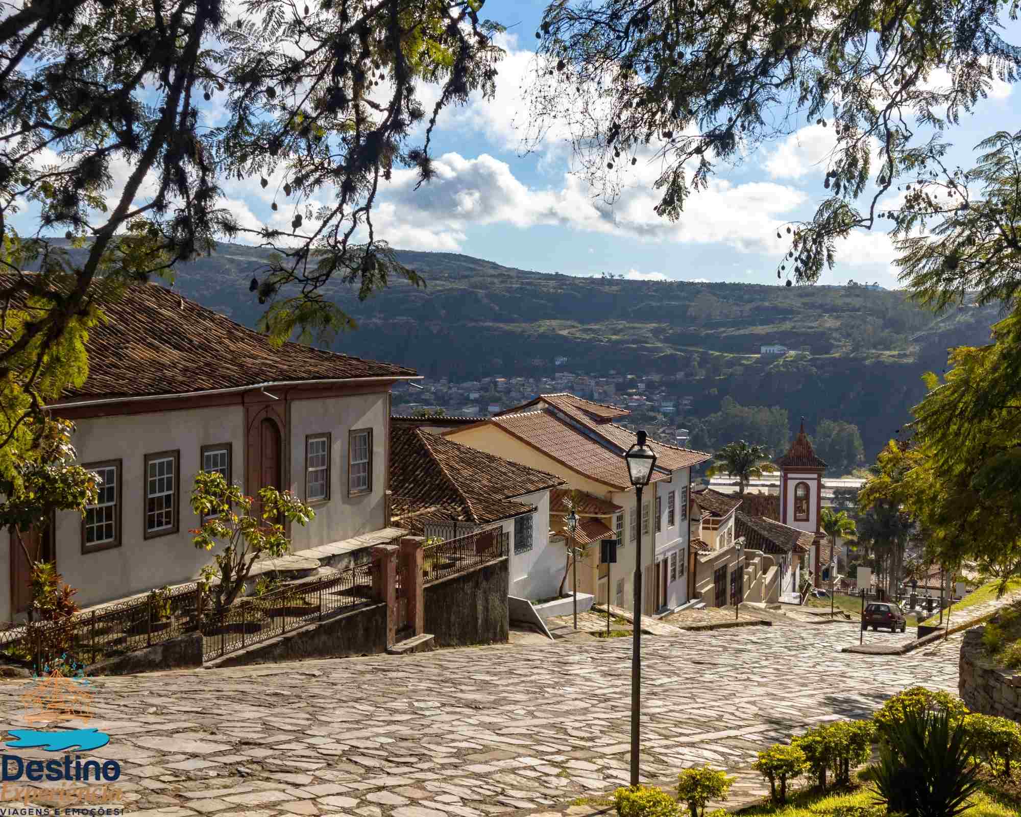 Diamantina, evento noturno, serenata, vesperata, Serra do Espinhaço, Turismo Cultural